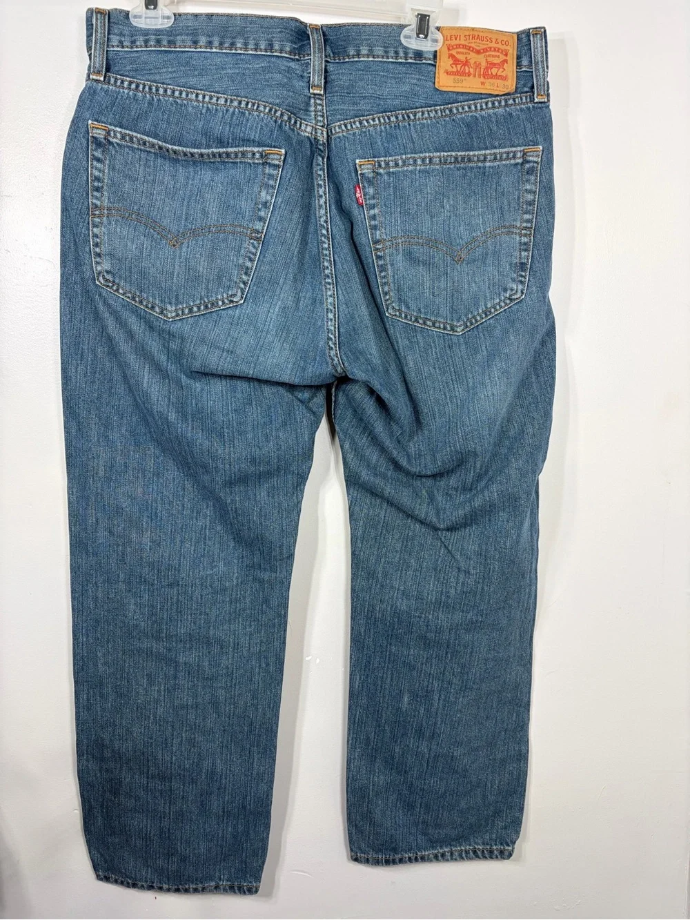 Levi’s 559 Relaxed Straight Jeans Men’s 36x30 Light Wash Denim Pants